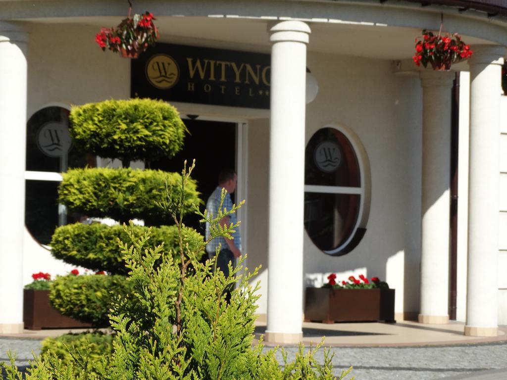 Hotel Wityng Ślesin 外观 照片