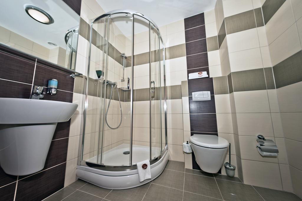 Hotel Wityng Ślesin 客房 照片